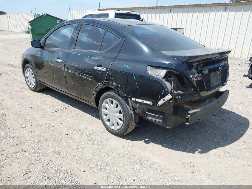 2016 Nissan Versa 1.6 Sv