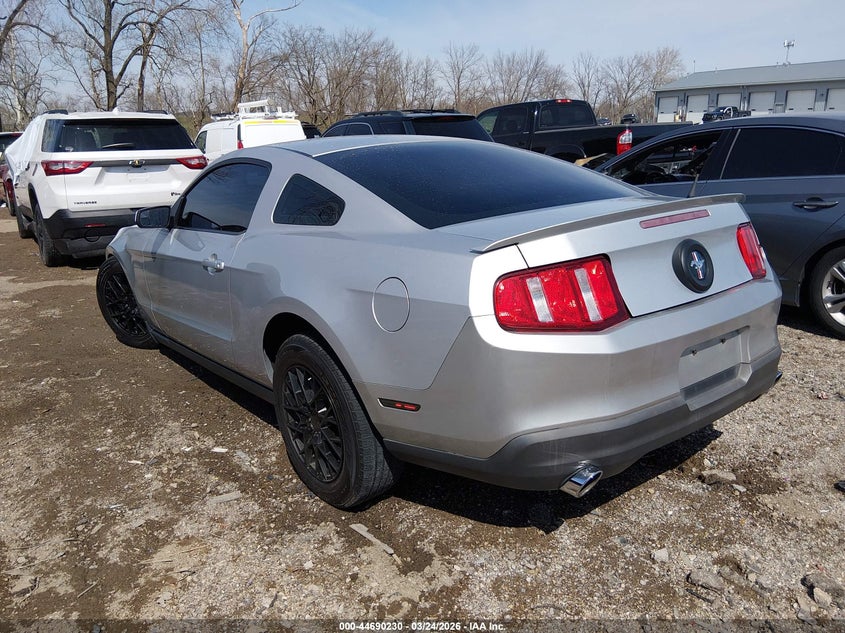 2012 Ford Mustang V6