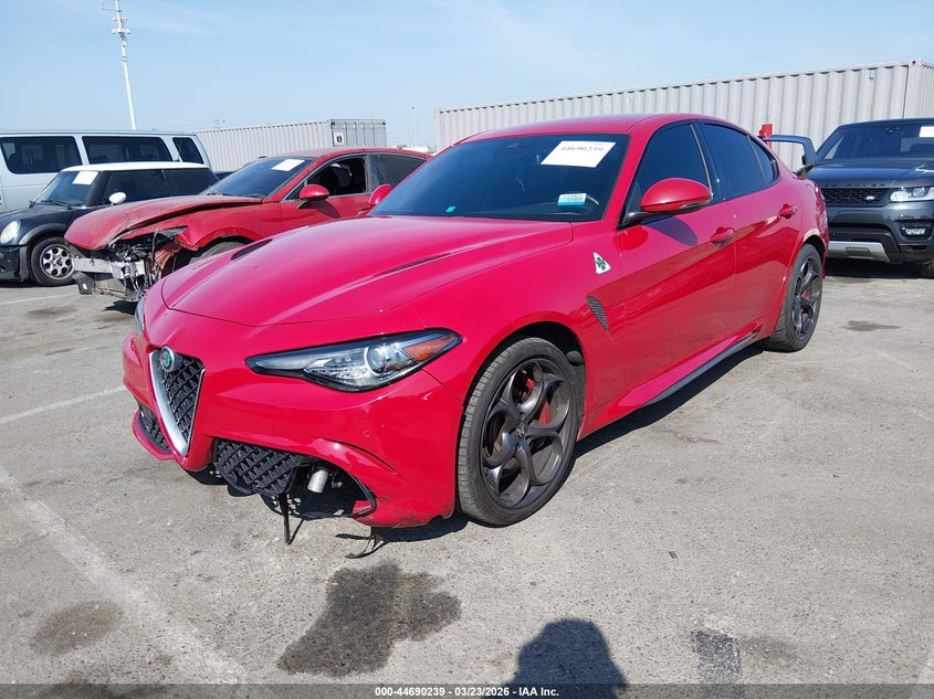 2018 Alfa Romeo Giulia Quadrifoglio Rwd