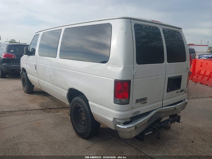 2010 Ford E-350 Super Duty Xl/Xlt