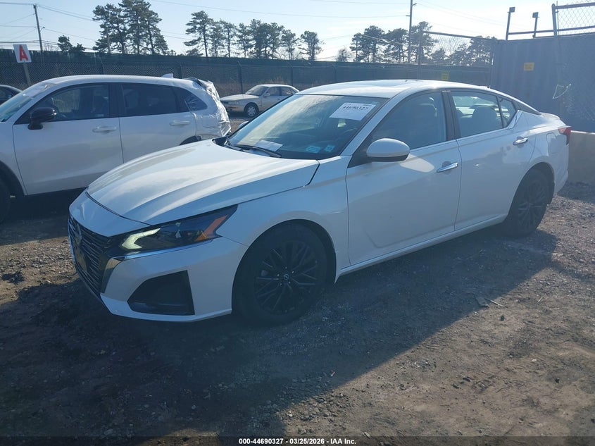 2025 Nissan Altima Sv Fwd