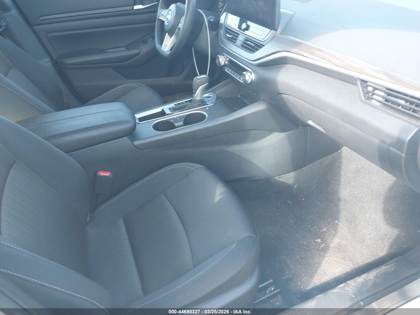 2025 Nissan Altima Sv Fwd