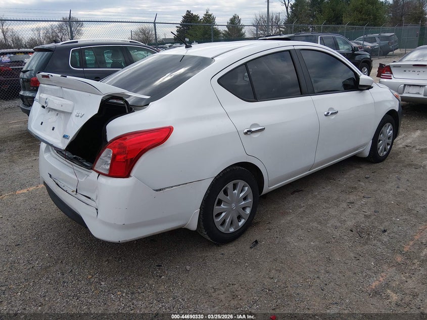 2015 Nissan Versa 1.6 Sv
