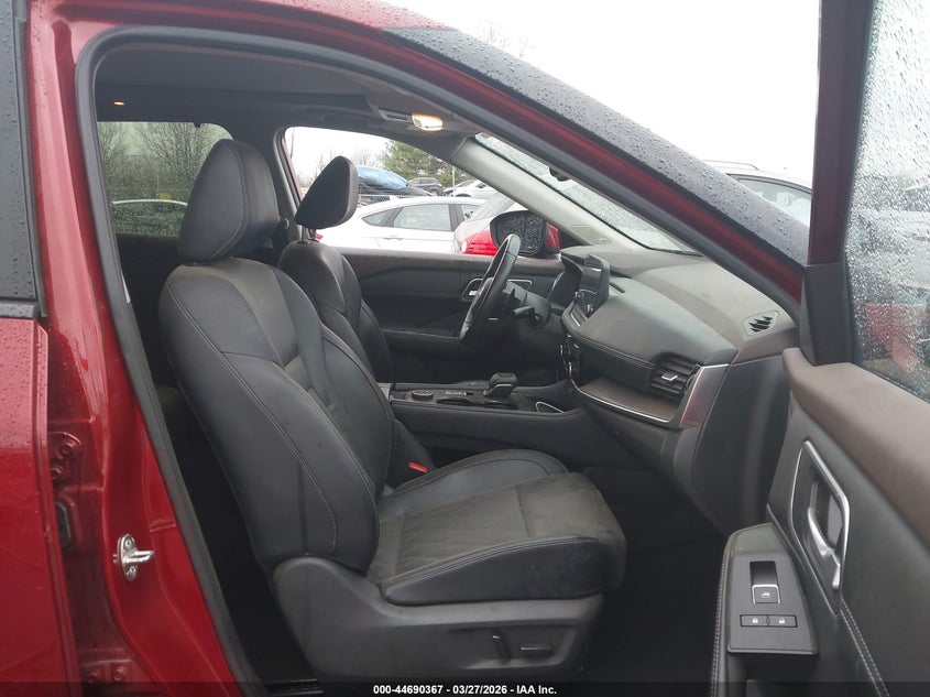 2023 Nissan Rogue Platinum Intelligent Awd