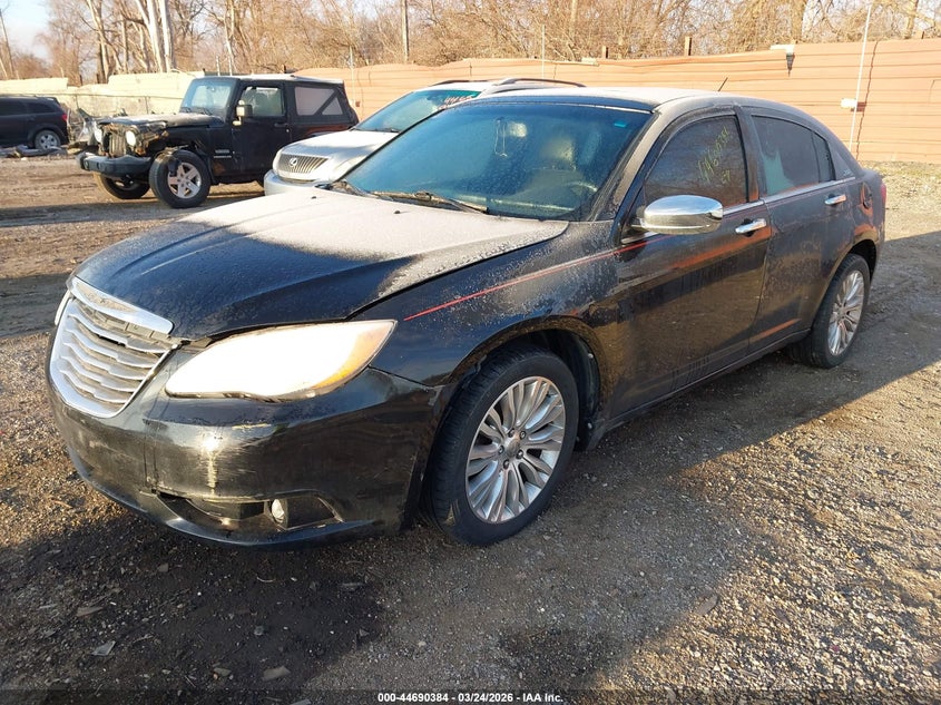 2013 Chrysler 200 Limited
