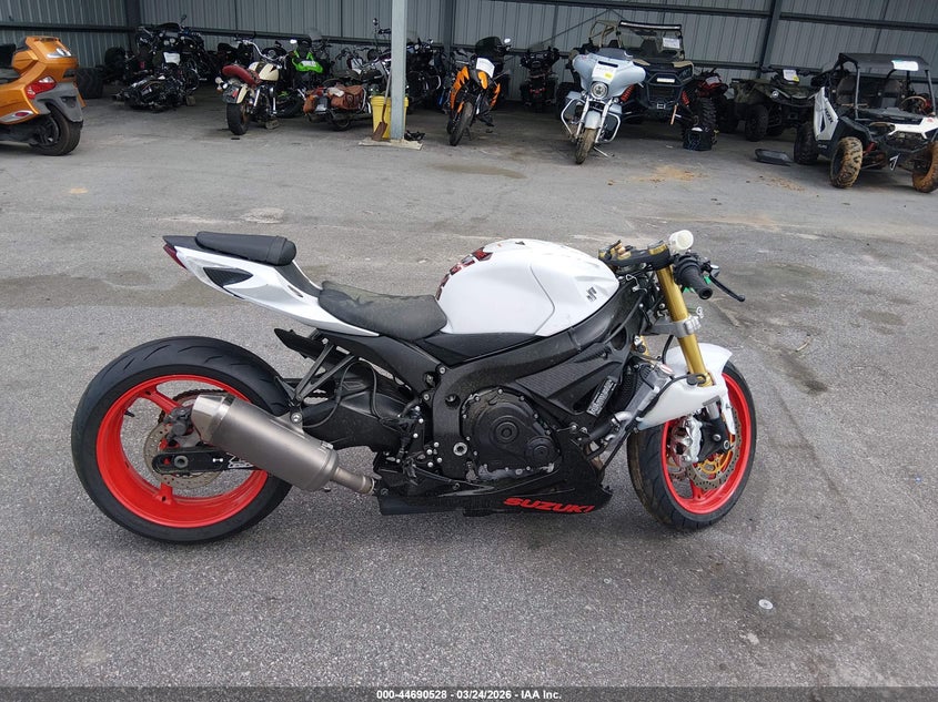 2019 Suzuki Gsx-R750 VIN: JS1GR7MA3K7100937 Lot: 44690528