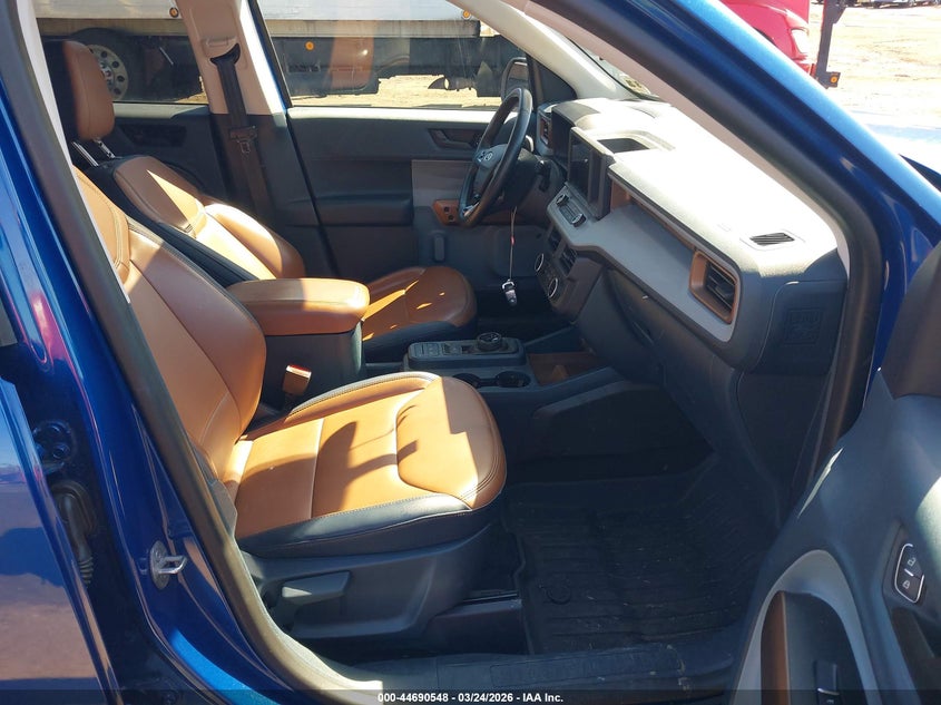 2023 Ford Maverick Lariat