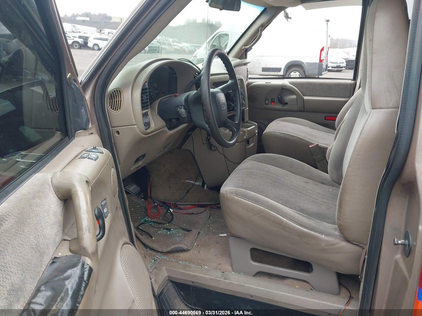 2003 Chevrolet Astro Ls