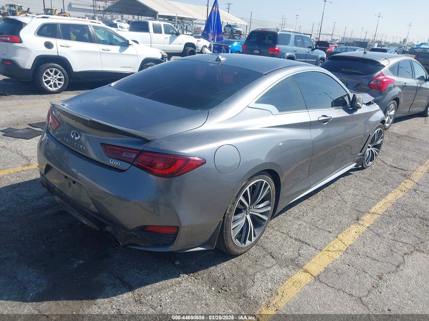 2020 Infiniti Q60 Luxe