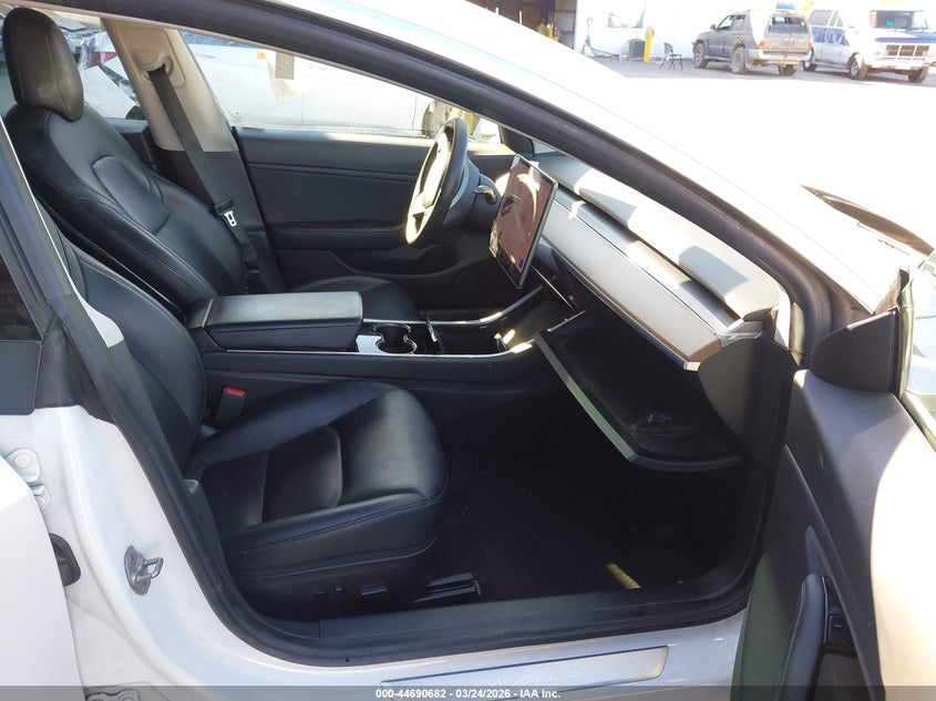 2019 Tesla Model 3 Long Range/Mid Range/Standard Range/Standard Range Plus