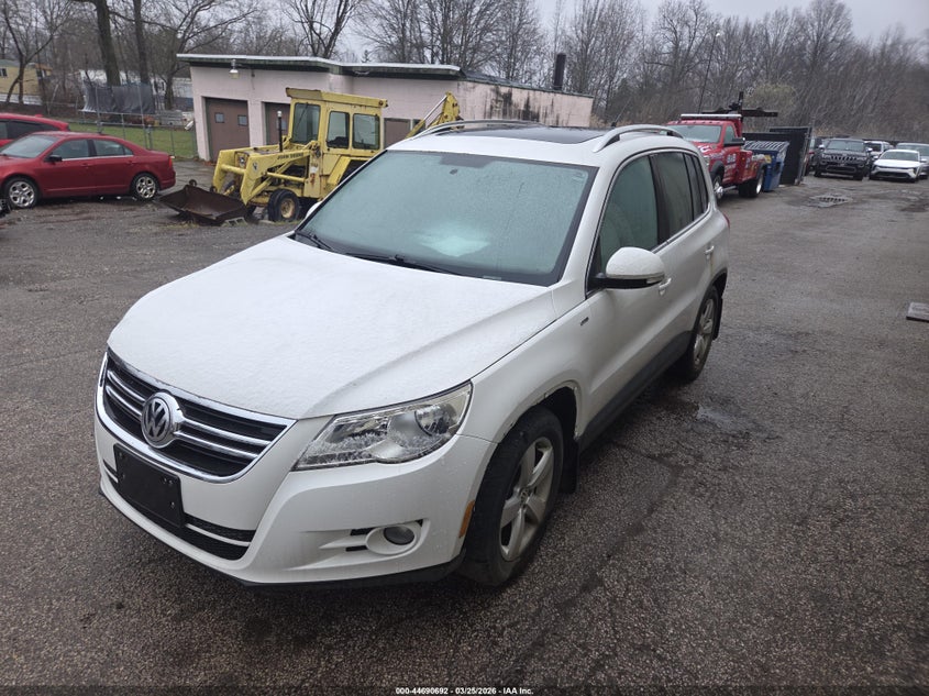 2010 Volkswagen Tiguan Se/Sel