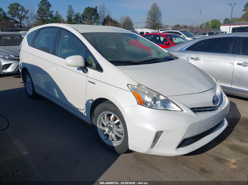 2013 Toyota Prius V Two