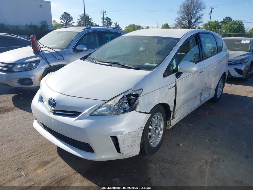 2013 Toyota Prius V Two