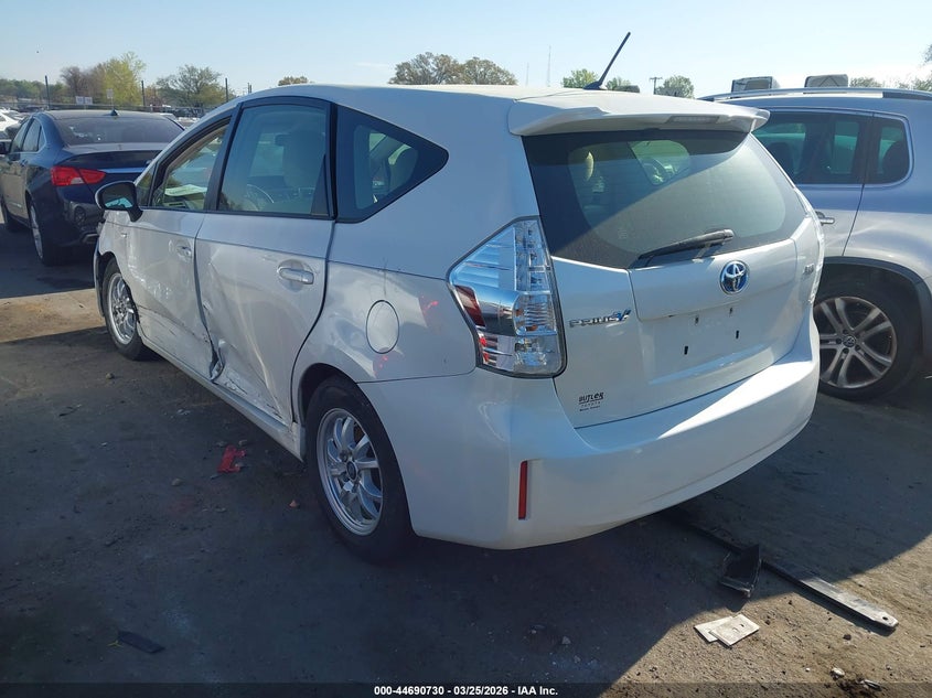 2013 Toyota Prius V Two
