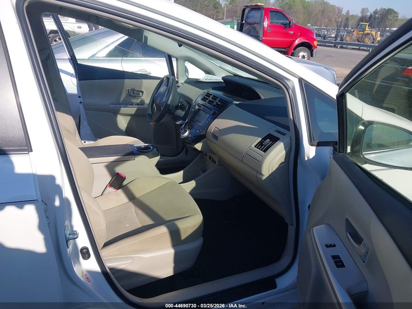 2013 Toyota Prius V Two