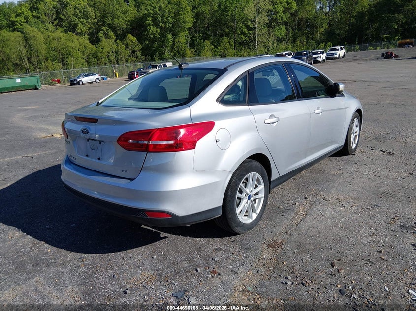 Vin: 1fadp3f25hl274933, lot: 45187883, ford focus se 20174