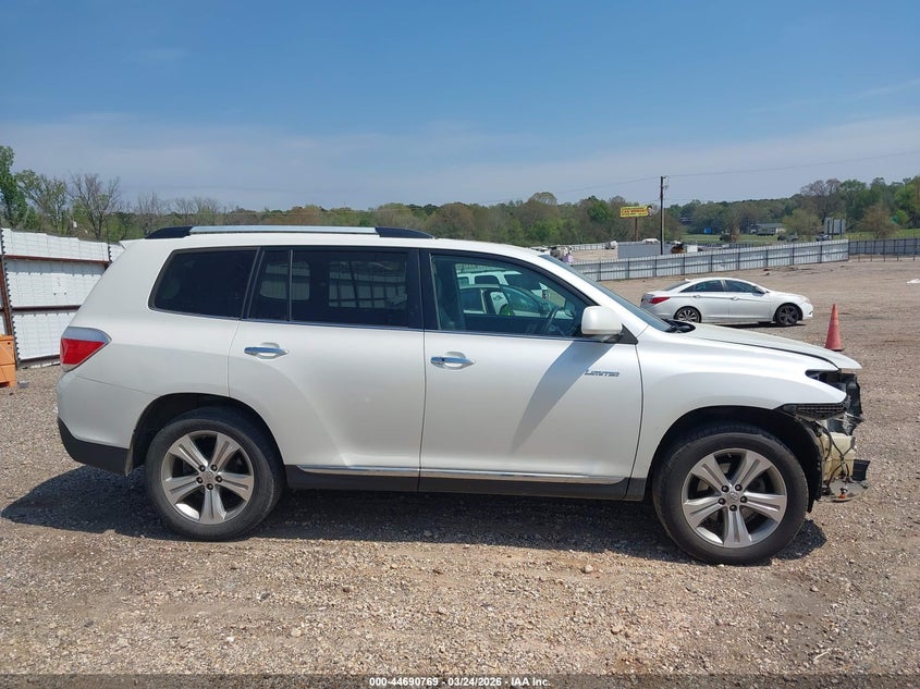 2013 Toyota Highlander Limited V6 VIN: 5TDYK3EH2DS092308 Lot: 44690769