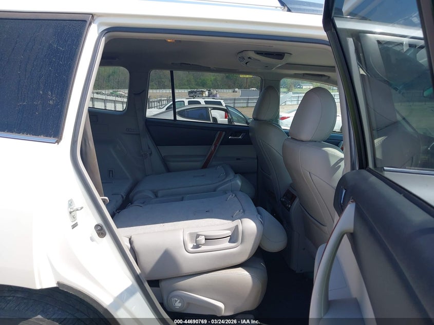 2013 Toyota Highlander Limited V6 VIN: 5TDYK3EH2DS092308 Lot: 44690769