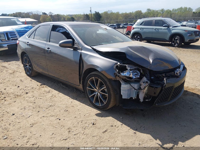 2017 Toyota Camry Xse