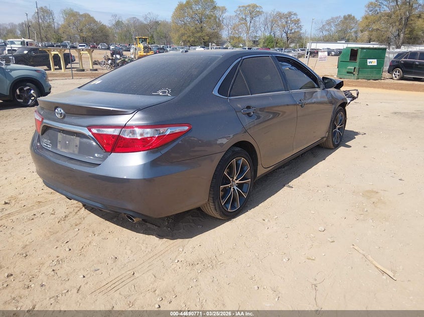 2017 Toyota Camry Xse