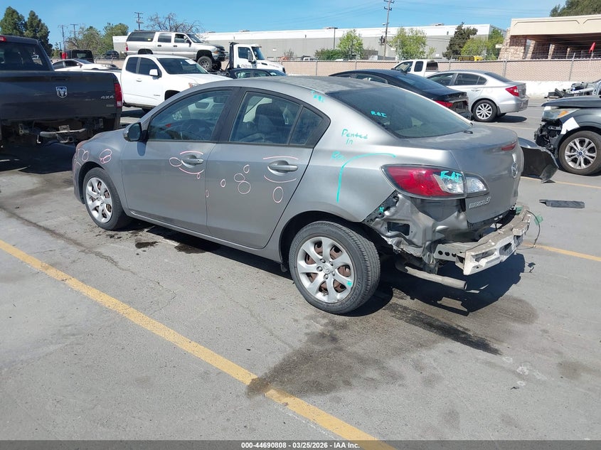2013 Mazda Mazda3 I Sport