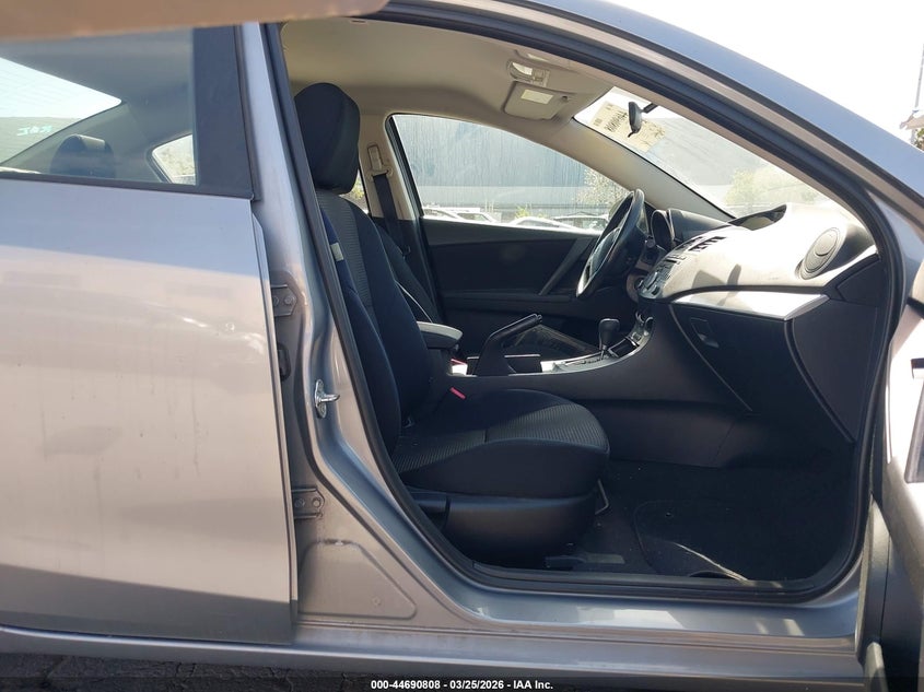 2013 Mazda Mazda3 I Sport