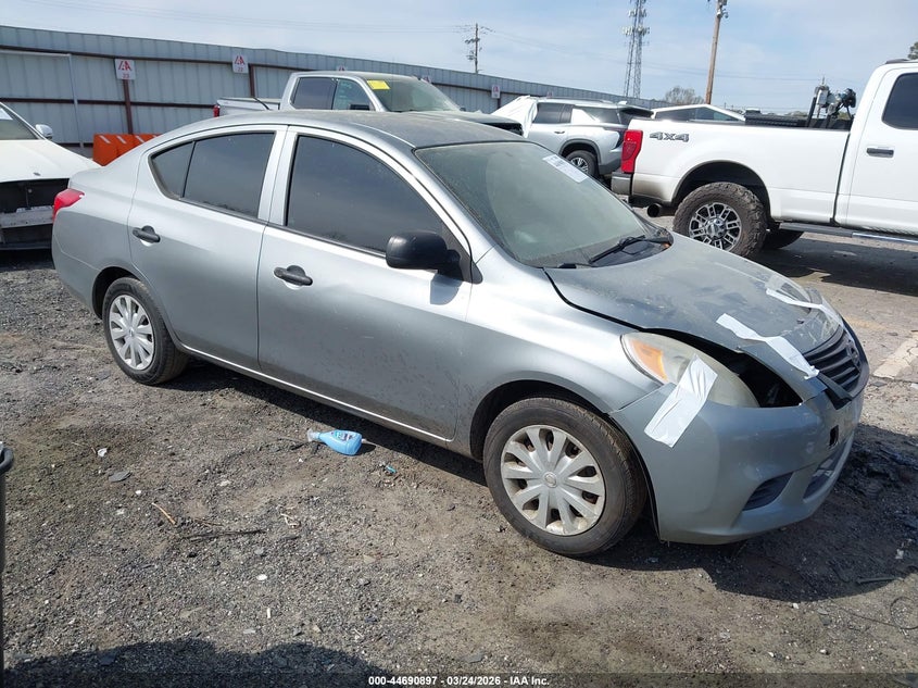 2014 Nissan Versa 1.6 S