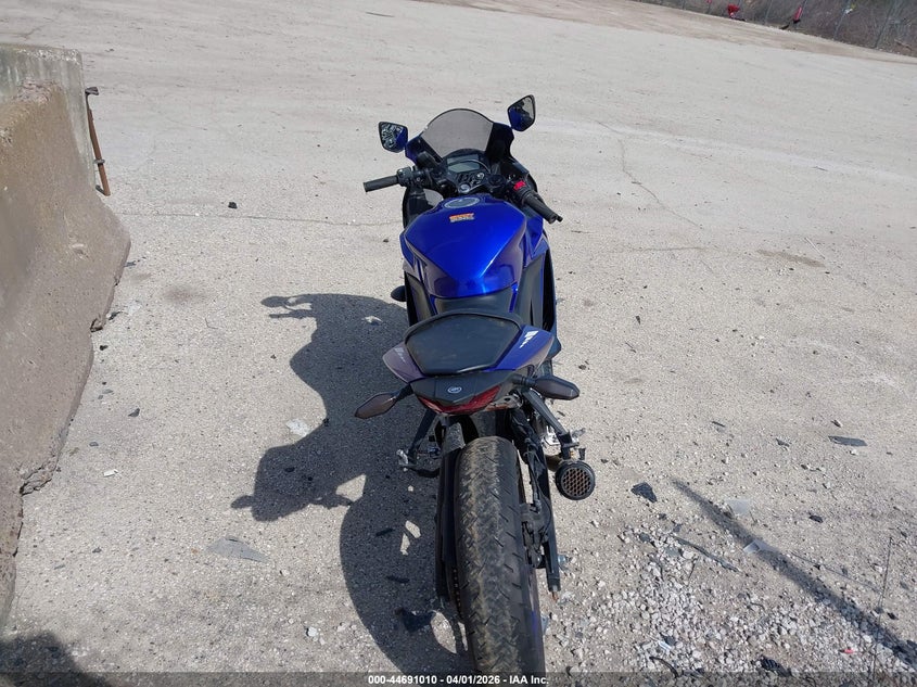 2024 Yamaha Yzfr3 A VIN: MH3RH18Y5RK017783 Lot: 44691010