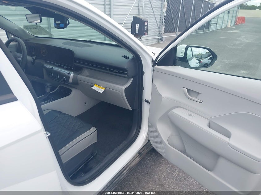 2025 Hyundai Kona Se