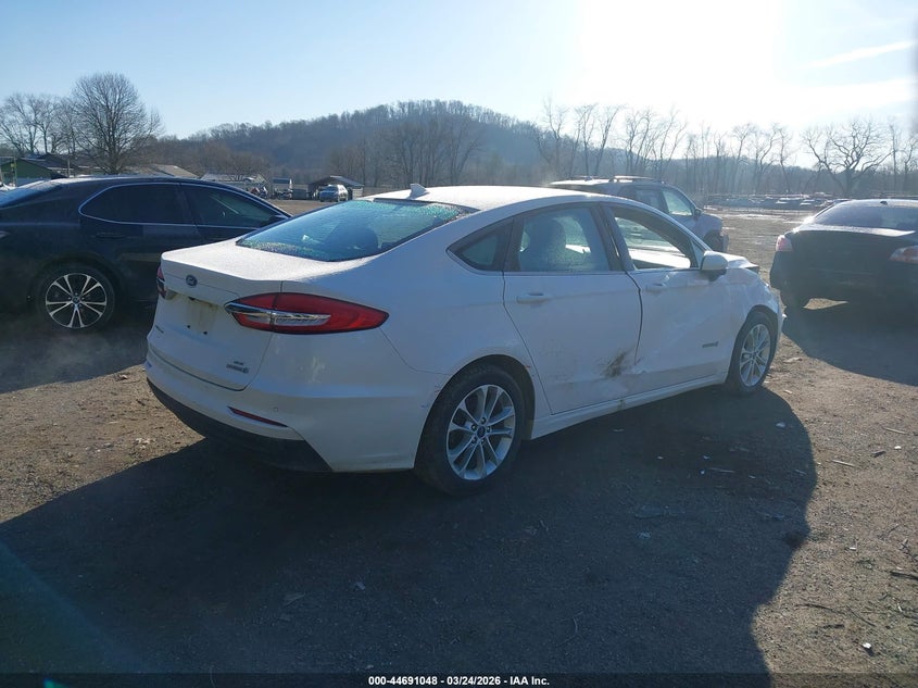 2019 Ford Fusion Hybrid Se