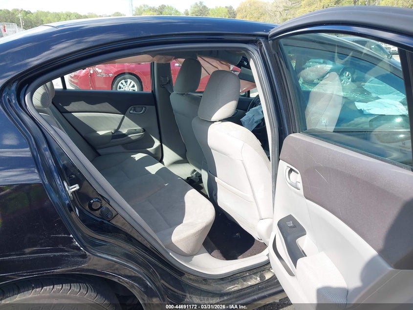 2HGFB2F52CH527199 2012 Honda Civic 1.8 Lx black