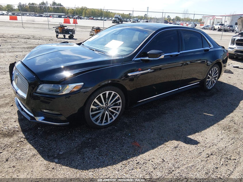 2017 Lincoln Continental Select