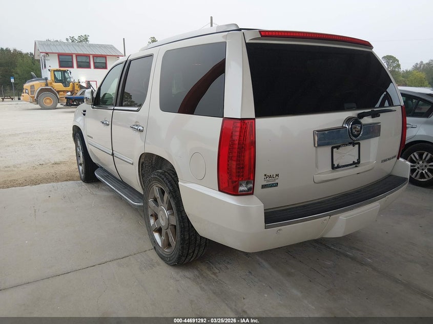 2011 Cadillac Escalade Luxury