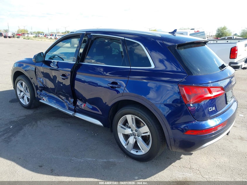 2018 Audi Q5 2.0T Premium/2.0T Tech Premium