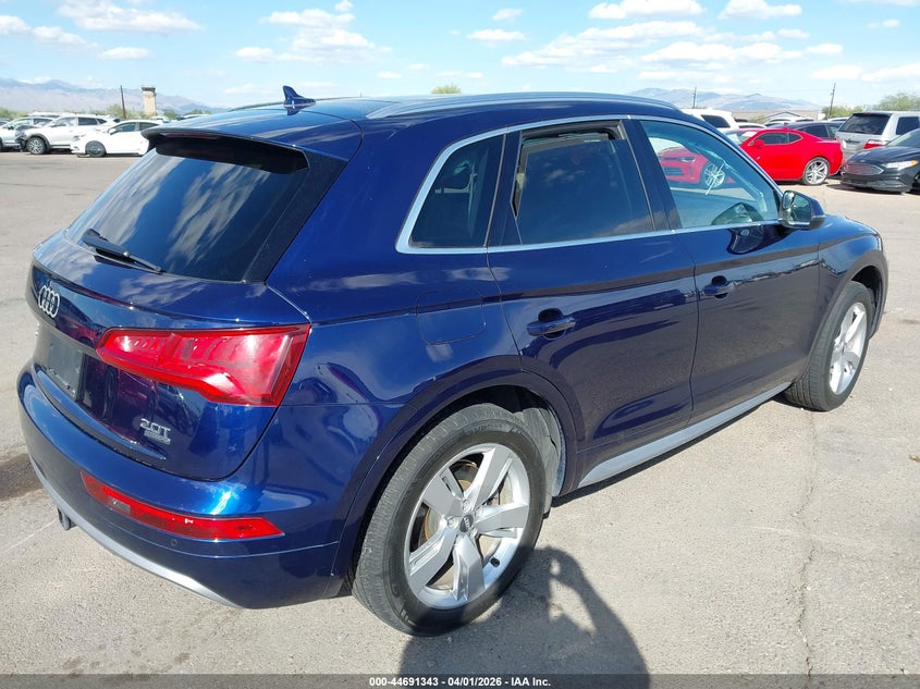 2018 Audi Q5 2.0T Premium/2.0T Tech Premium