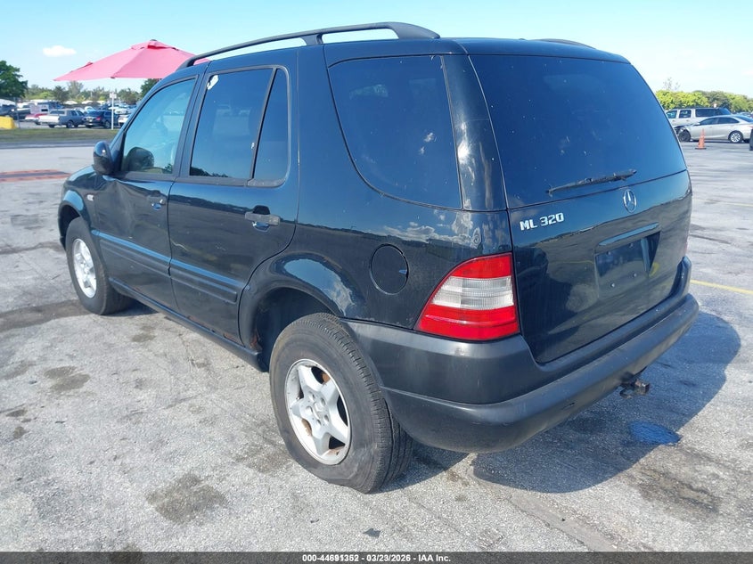 2000 Mercedes-Benz Ml 320