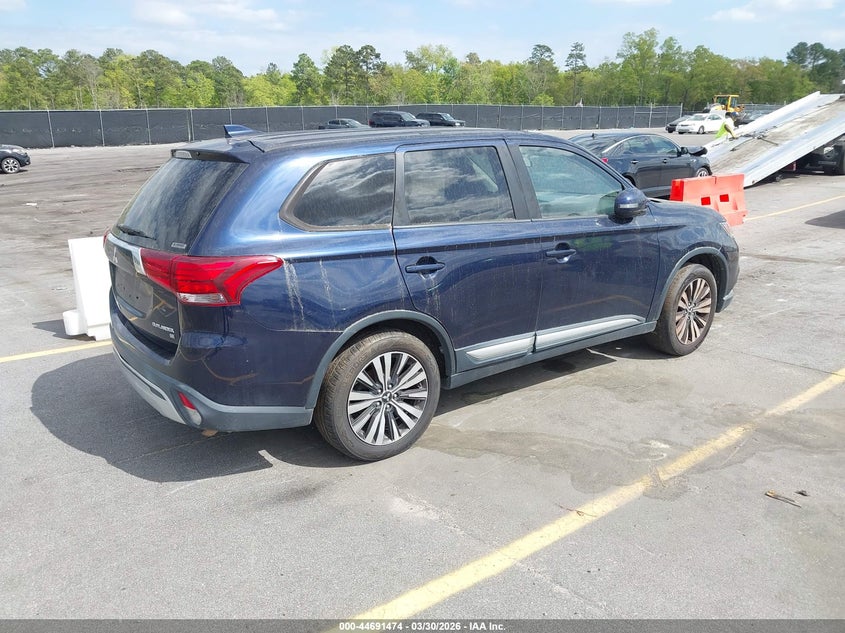 2019 Mitsubishi Outlander Se