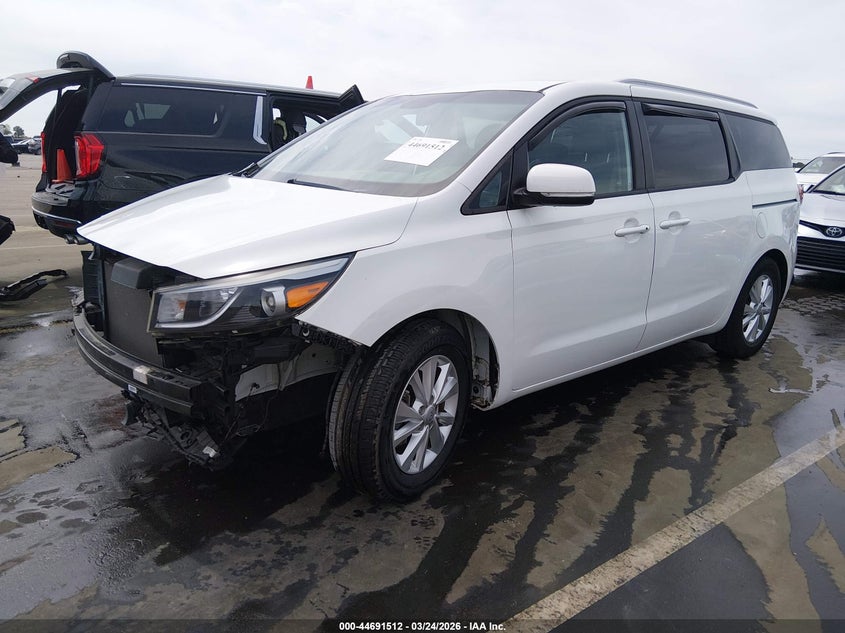 2017 Kia Sedona Lx