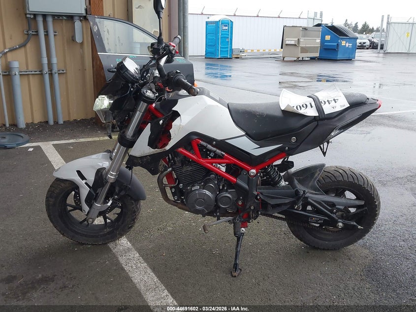VIN LBBPEA072NBD15202 2022 BENELLI TNT135