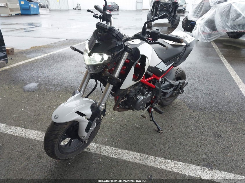 2022 Benelli Tnt135