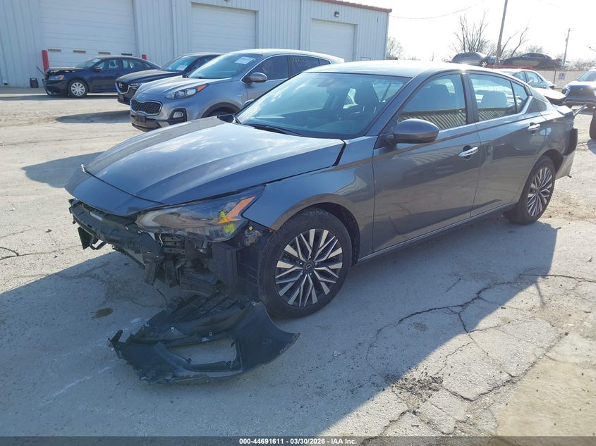 2023 Nissan Altima Sv Fwd