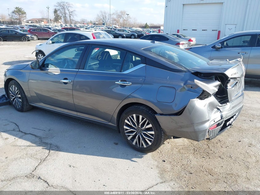 2023 Nissan Altima Sv Fwd