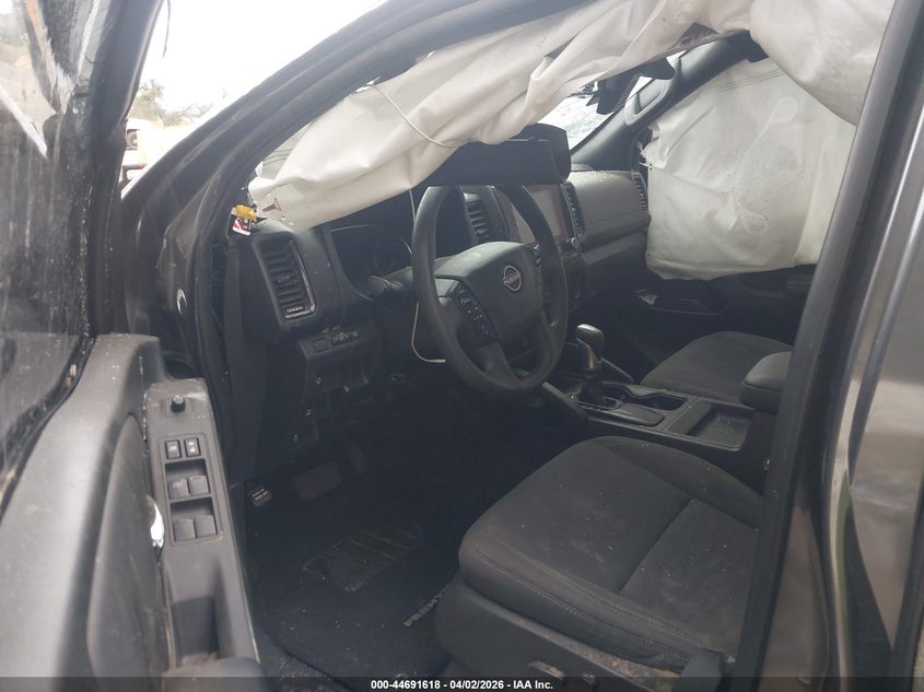 2023 Nissan Frontier