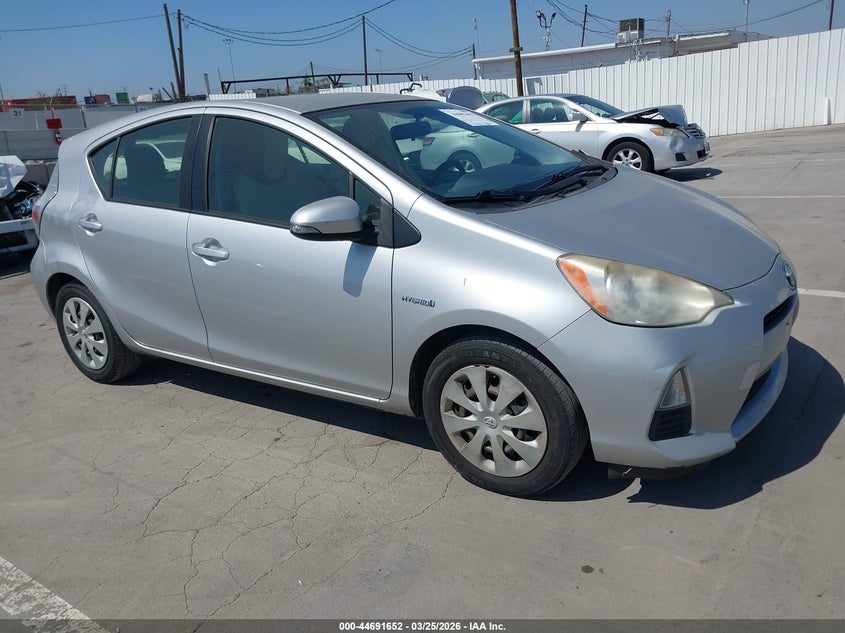 2013 Toyota Prius C One