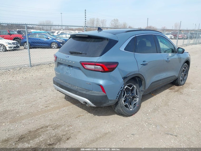 2026 Ford Escape Platinum