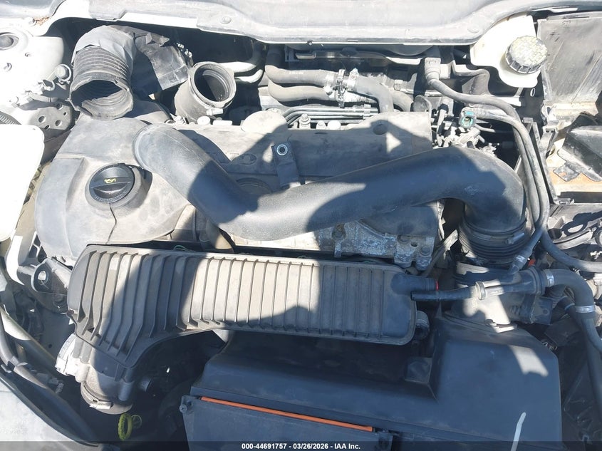 2008 Volvo C30 T5 R-Design/T5 Version 1.0/T5 Version 2.0 VIN: YV1MK672X82063915 Lot: 44691757