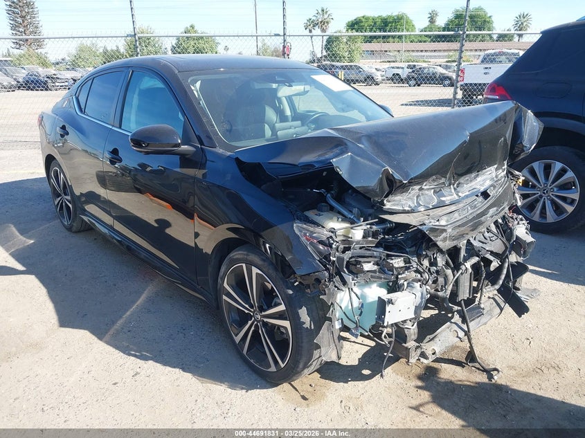 2022 NISSAN SENTRA SR XTRONIC CVT