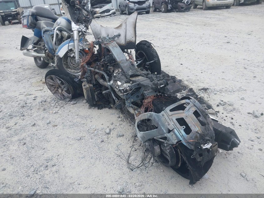 2013 Can-Am Spyder Roadster St/Sts/St Limited