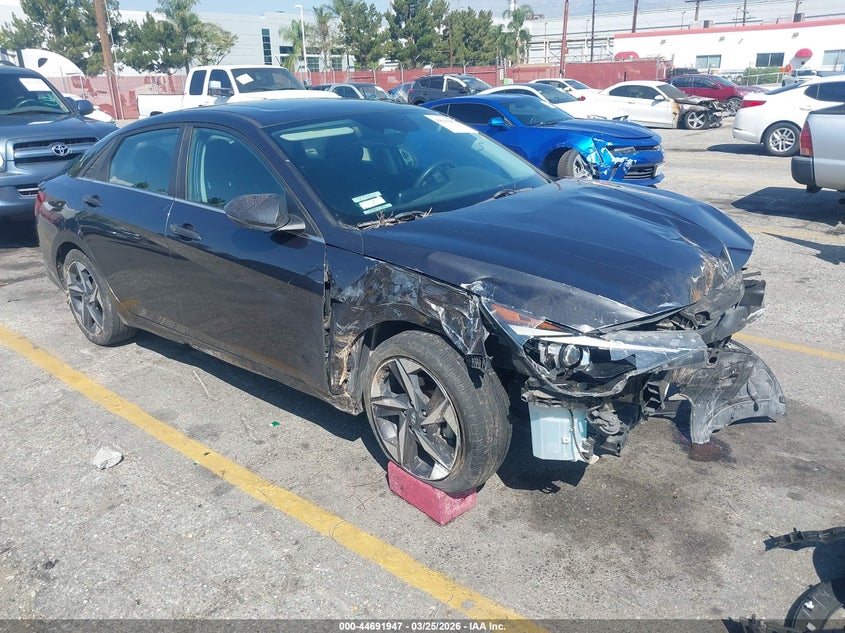 2022 Hyundai Elantra Sel