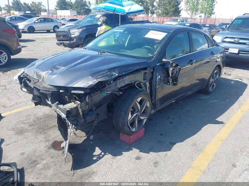 2022 Hyundai Elantra Sel